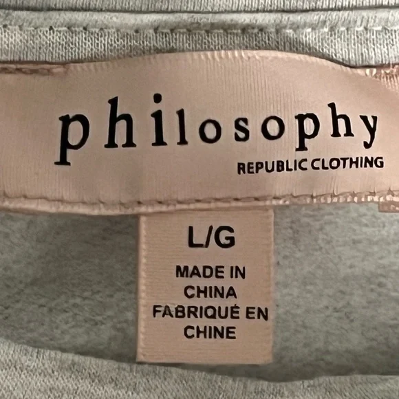 Philosophy Republic Clothing Christmas sequined llama soft crewneck sweatshirt - Picture 4 of 6